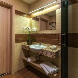 Deluxe Zimmer mit Kingsize-Bett
